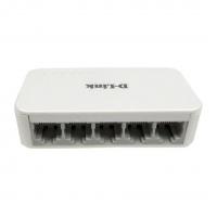 D-Link DES-1005C/F6/E ������������� ���������� � 5 ������� 10/100Base-TX [DES-1005C/F6/E]